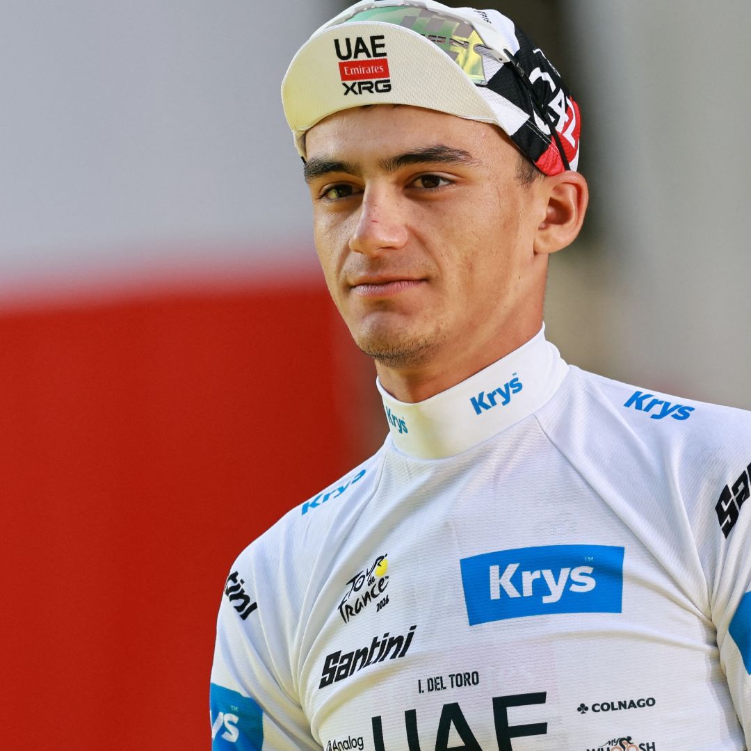 Isaac del Toro durante el Tour de Francia